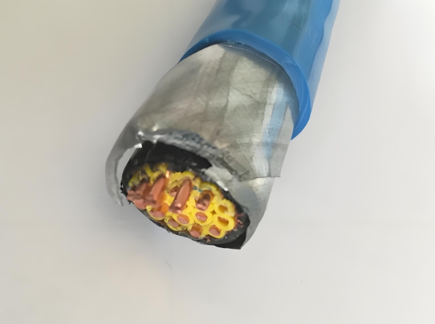 廣州電纜廠講解電纜故障探測(cè)的基本步驟.jpg 廣州電纜廠講解電纜故障探測(cè)的基本步驟.jpg